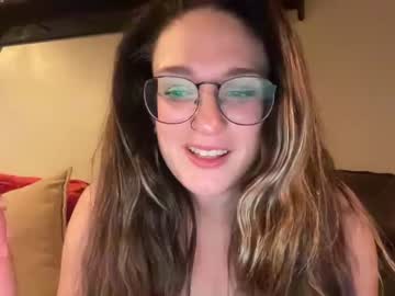 girl
        baby_girl_sub cam image #2182887