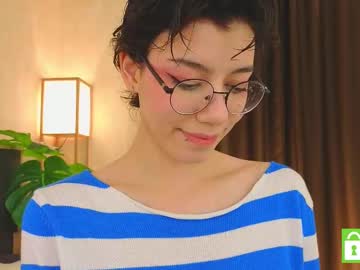 girl
        riskyteasse cam image #4674554