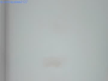 girl
        _ayya cam image #1590045