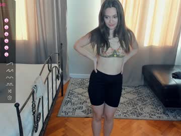 girl
        flame_in_eyes cam image #1469631