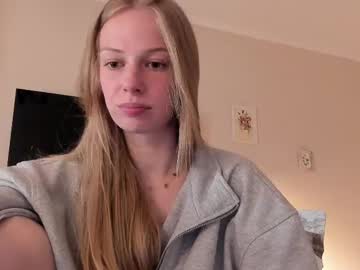 girl
        magic_couple13 cam image #4545432