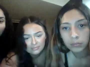 girl Webcam Girls Sex Thressome And Foursome with curlyqslutt