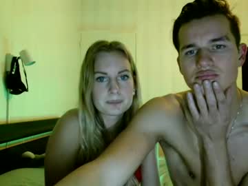 couple
        melanie_rosex cam image #502510