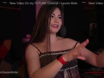 girl
        laurenbrite cam image #870858