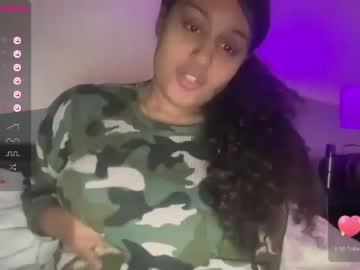 girl
        blackgurlkitty cam image #765488