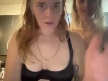 couple
        fartsmommy cam image #373487