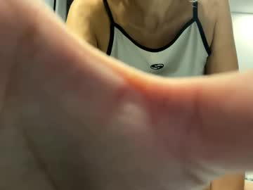 girl
        vyn_ta12 cam image #3195465