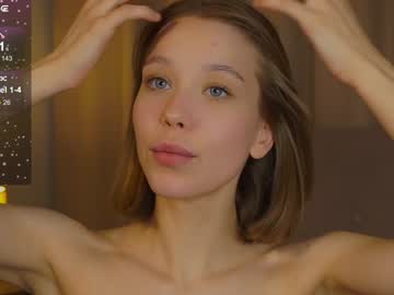 girl
        dorettafreestone cam image #3721320