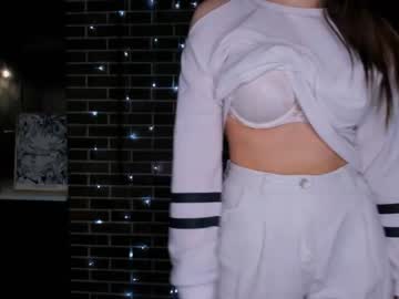 girl
        shellydavids cam image #487684