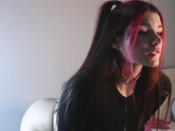 girl
        pinkncrazy cam image #269921