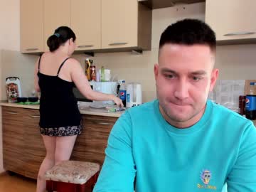 couple
        mistress_angie_ cam image #201849