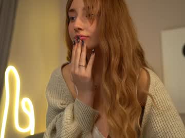 girl
        oliviavilolobos cam image #3616720