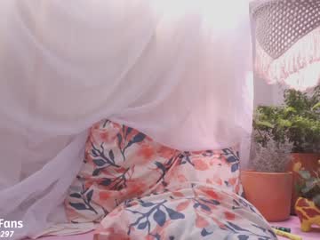 girl
        maria_alfonsina_ cam image #927468