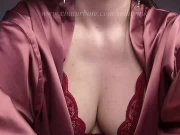 girl
        sellapink cam image #3736099