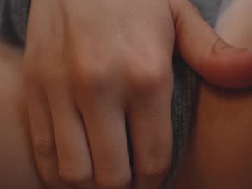girl
        mia_elfie cam image #3227314