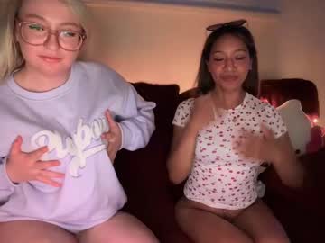 girl
        vanillapuddingpie cam image #4447562