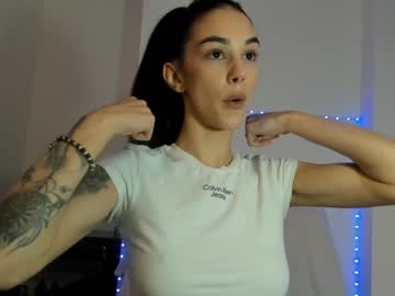 girl
        hotfallingdevil cam image #471124