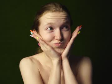girl
        tinabredley cam image #2234214