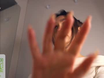 girl
        cinacramby cam image #2091696
