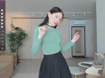 girl
        oki_dokie cam image #1117289