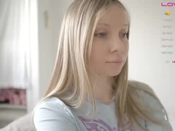 girl
        pureangeldolores cam image #2098153