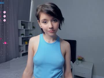 girl
        darellebodge cam image #2283506