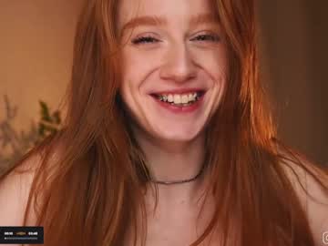 girl
        lizzy_blaze cam image #2943928