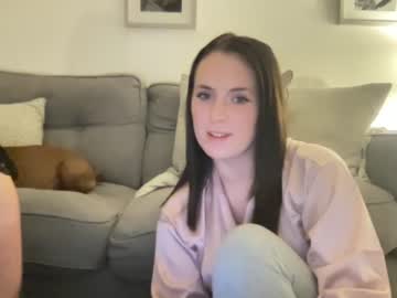 girl
        skylamayx cam image #2138617