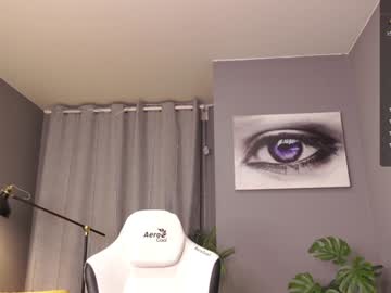 girl
        meganiex cam image #3035317