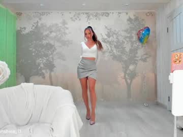 girl
        sunshine13_ cam image #3072638