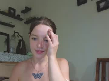 girl
        my_mia_ cam image #4550252