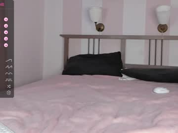 girl
        poisonn_girl cam image #1704582
