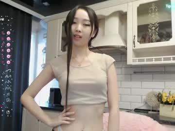 girl
        mein_keen cam image #1897592