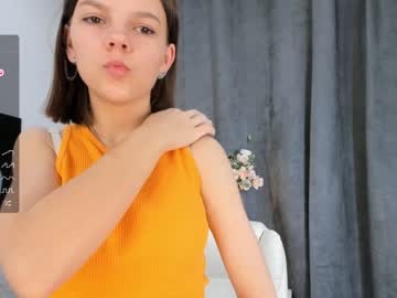 girl
        blissgliss cam image #2228881