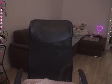 girl
        avrilxlust cam image #415527