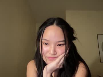 girl
        alice_lee18 cam image #69563