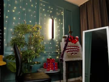 girl
        emiliacoy_ cam image #2127525