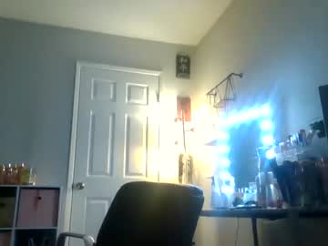 couple
        lovelyannaxo cam image #2246827