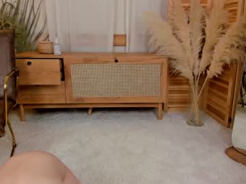 couple
        sweetestluna cam image #2832032