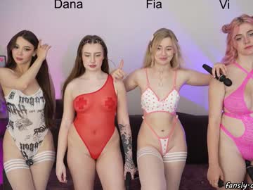 girl
        sunnyfia cam image #3164859
