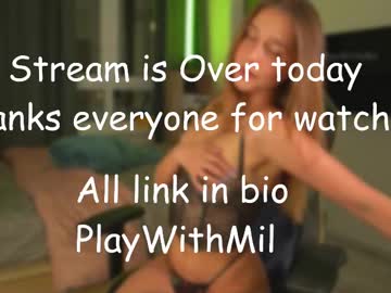 couple
        playwithmil cam image #4115356