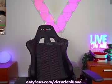 girl
        victoriahillova cam image #1844848