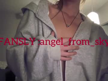 girl
        angel_from_sky cam image #2850346