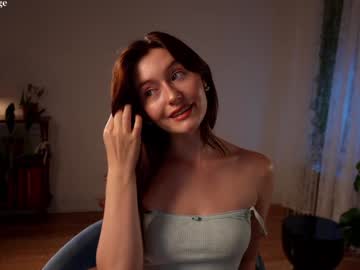girl
        alisonrouge cam image #2909837