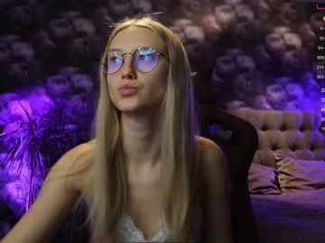 girl
        angeellina cam image #578842