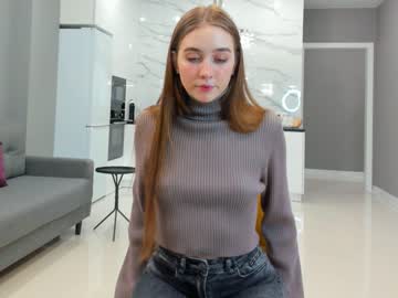 girl
        susanwests cam image #1808729