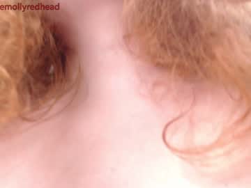 girl
        molly_redhead cam image #1647901