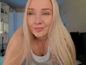 girl
        peachju1cy cam image #3853520