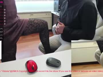 couple
        milf_viktoria cam image #1041475