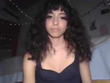 girl
        colettestarling777 cam image #210979